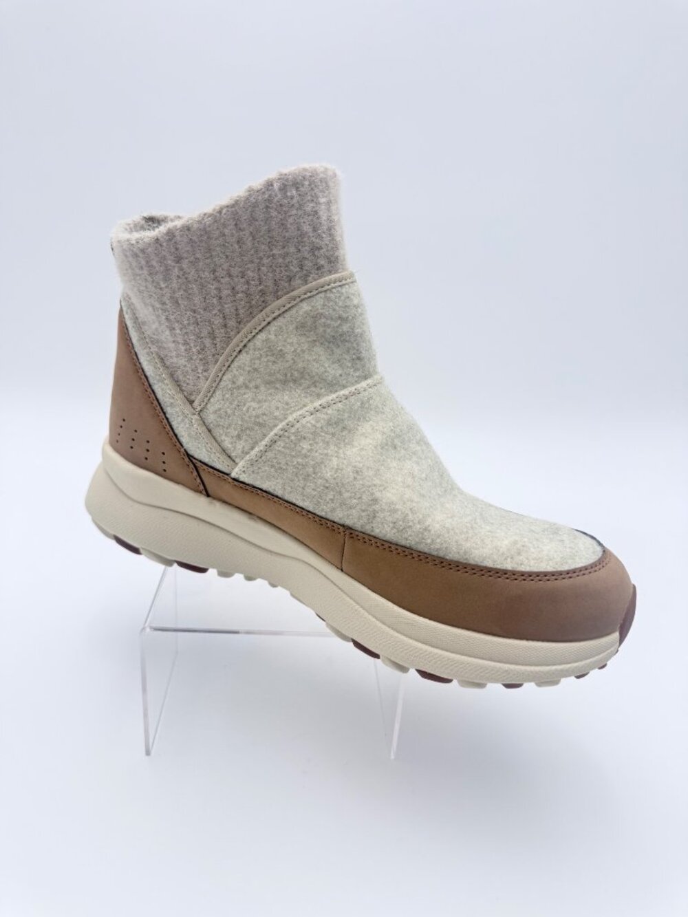 Merrell Women’s Cloud Renew Bluff Oyster Winter Ankle Boots Size 9.5 M